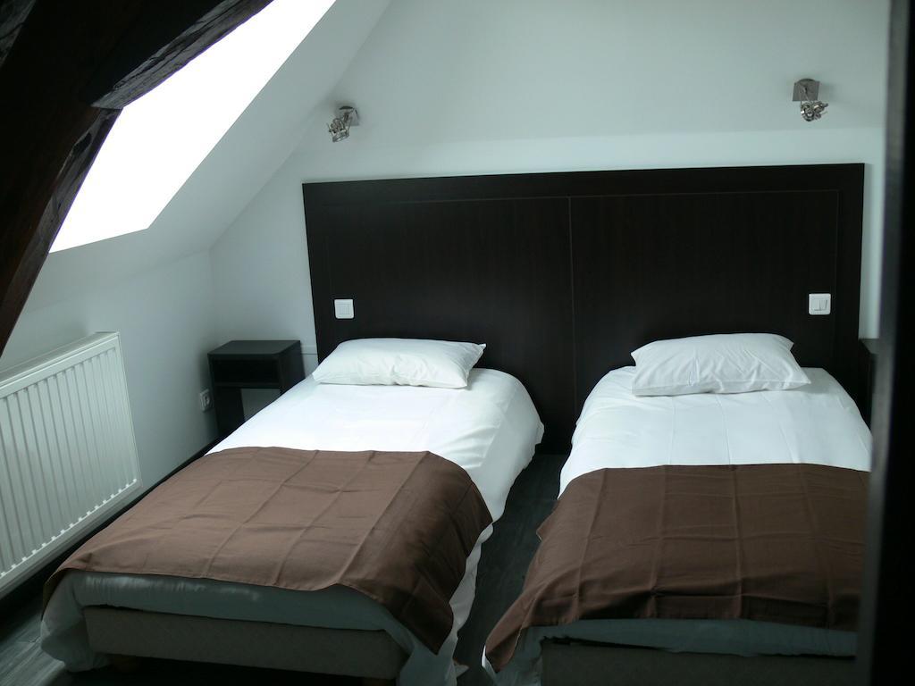 Hotel Le Saint Julien الغرفة الصورة